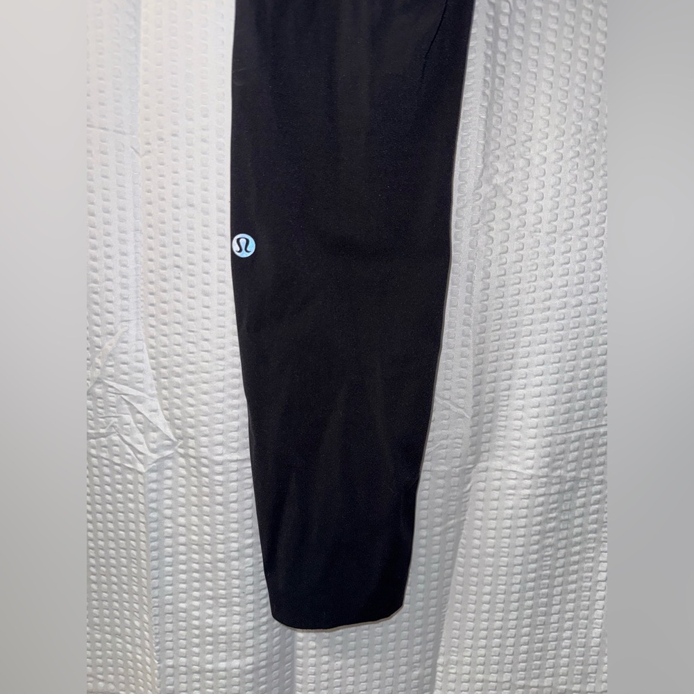 Lululemon Fast and Free High-Rise Tight 25" 5 Pockets Size 6 - Picture 8 of 10